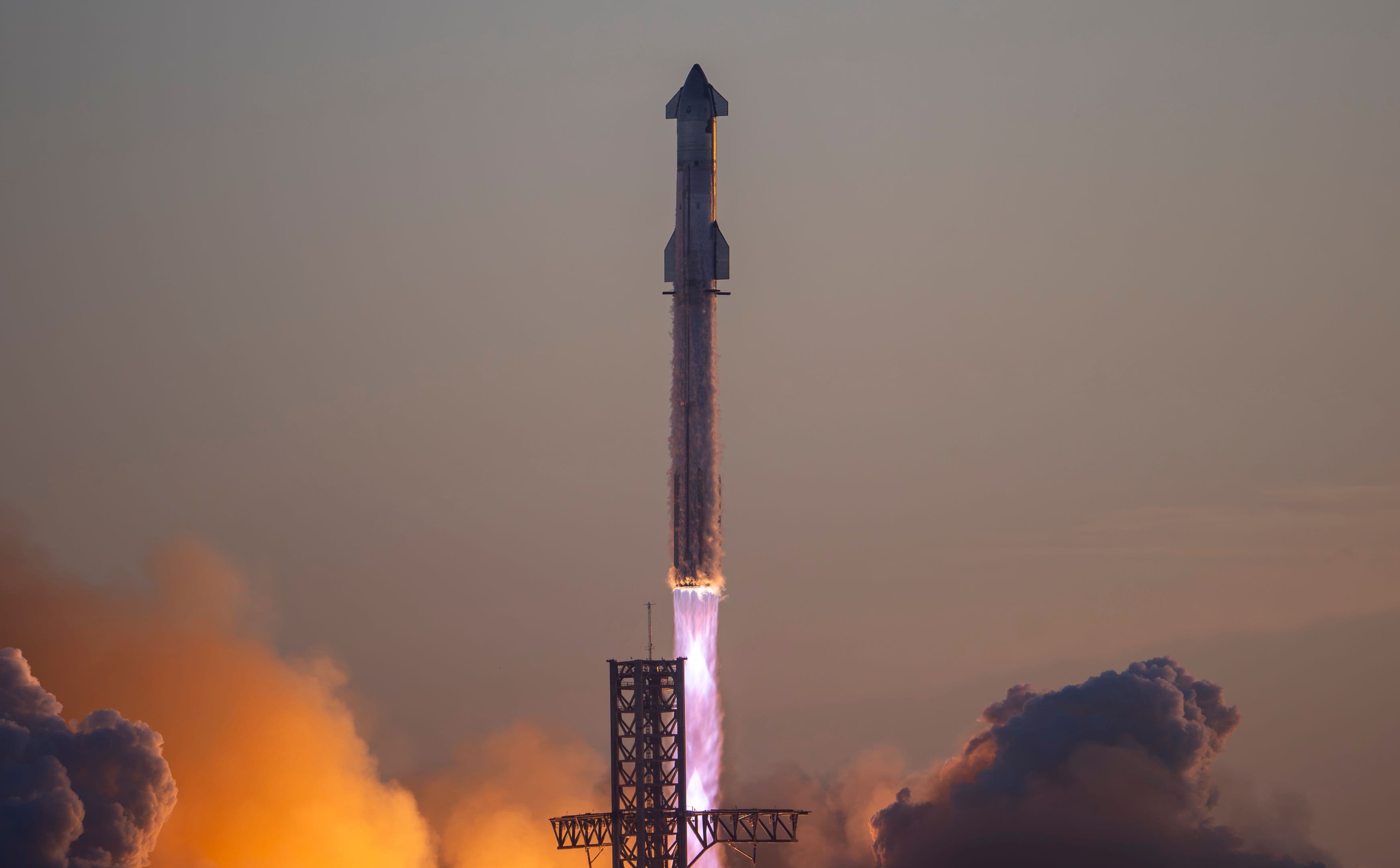SpaceX photo of Starship Flight 2 ascending after liftoff from Starbase on November 18, 2023