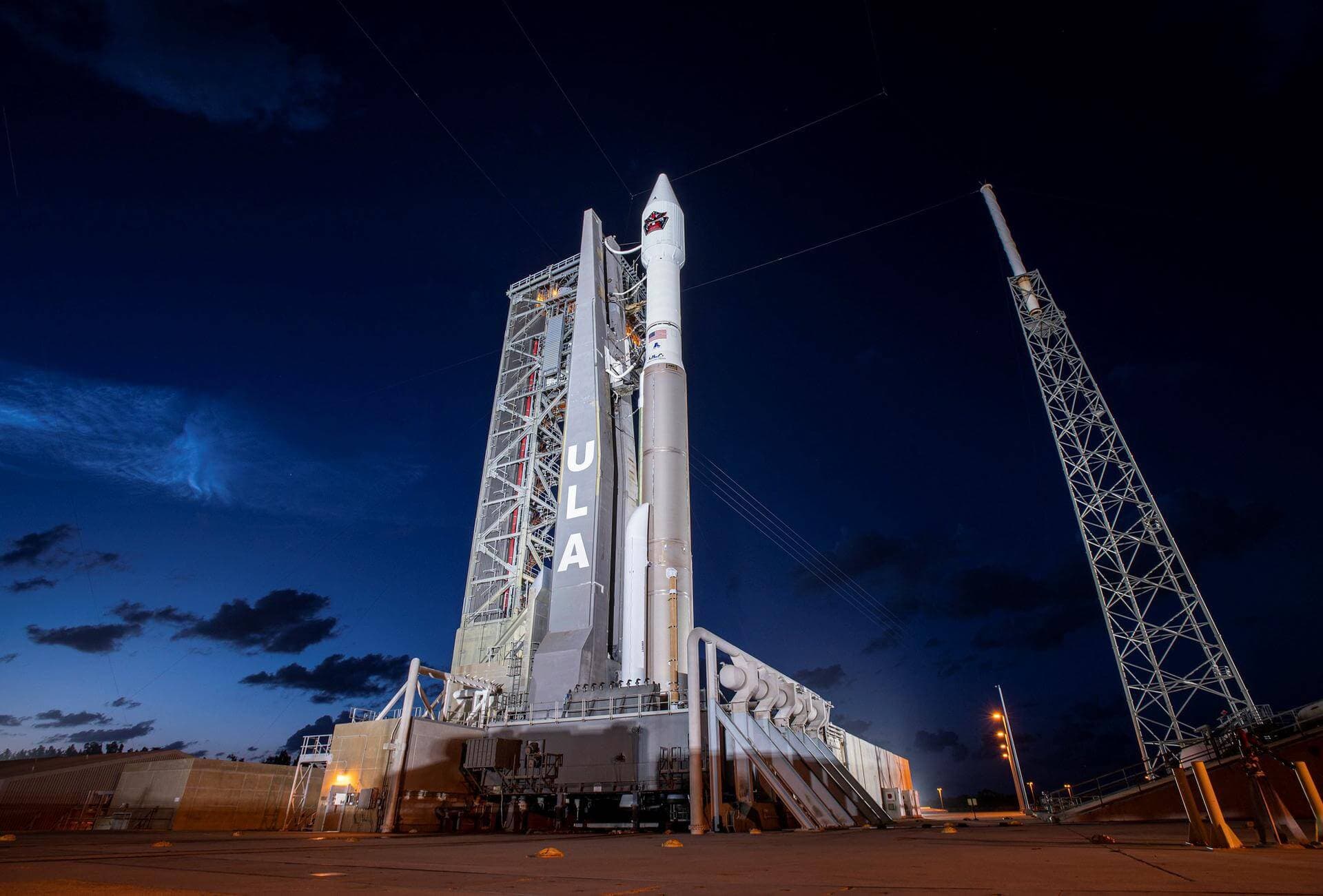Atlas V 421 rocket